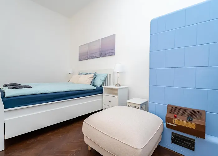 Szelenyi